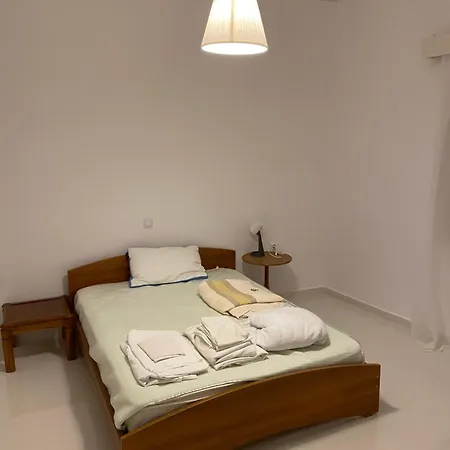 White House Loutraki (Corinthia)